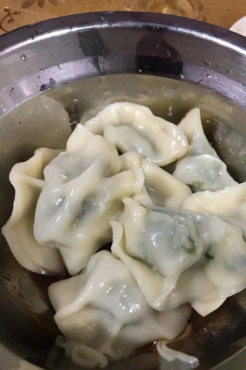 蓬蓬面风靡一时：软糯口感，独特外观引领潮流新风尚